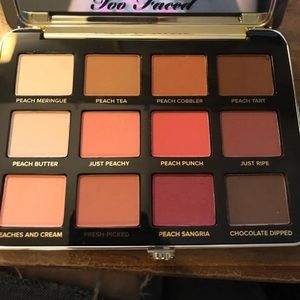 Too Faced Just Peachy Mattes Palette